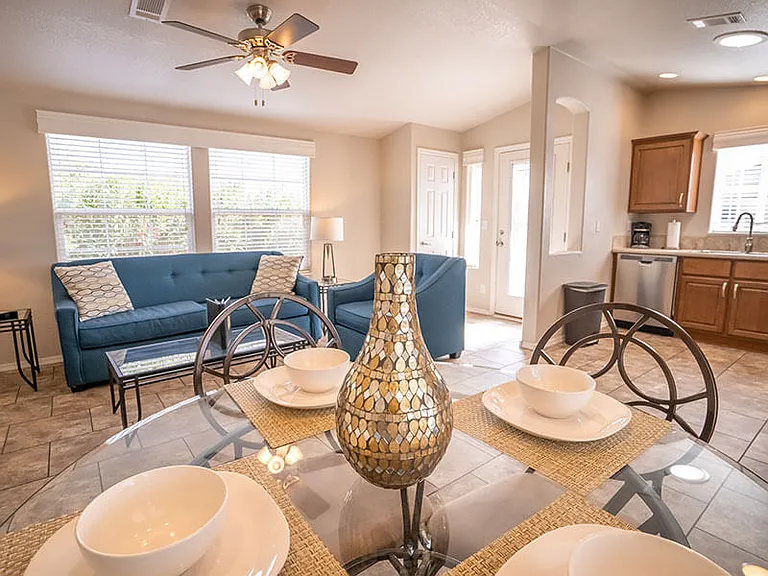 Palm Creek Resort & Residences — Photo 6