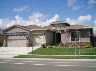 5663 Northborough Dr, Sacramento, CA 95835