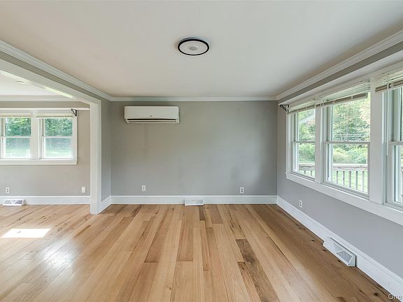 5th image of 1515 Blue Hill Rd