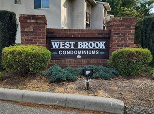 1002 Westbrook Ct, Archdale, NC 27263