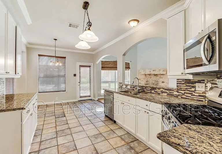 3627 Appalachian Way — Photo 14