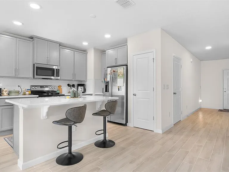 5070 Rain Shadow Dr — Photo 6