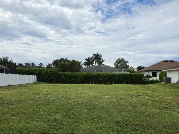 110 Delbrook Way, Marco Island, FL 34145
