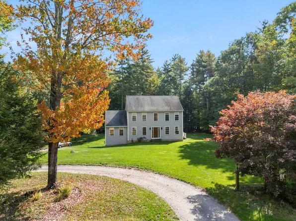 39 Stone Farm Road, Barrington, NH 03825