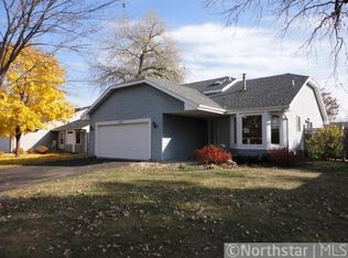 10928 Rhode Island Cir N, Champlin, MN 55316