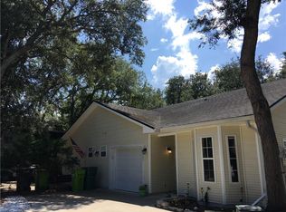 525 S 14th St, Fernandina Beach, FL 32034