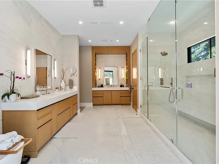 5050 Arundel Dr — Photo 58