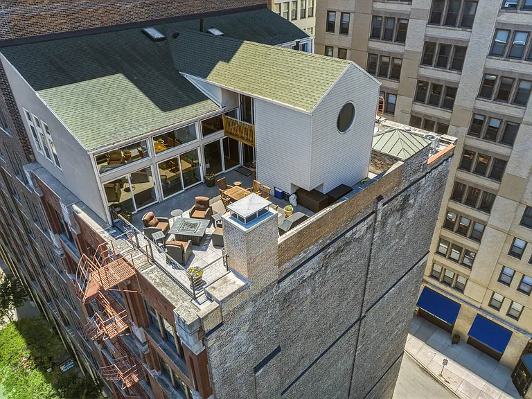 714 S Dearborn St #Penthouse 9 — Photo 3