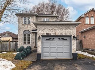 1066 Corrie St, Innisfil, ON L9S1T7