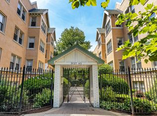 3131 W Palmer Blvd APT 1, Chicago, IL 60647