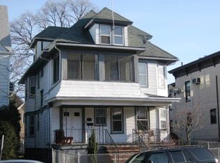 89 Chestnut St, Rutherford, NJ 07070