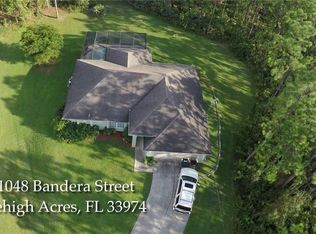 1048 Bandera St, Lehigh Acres, FL 33974