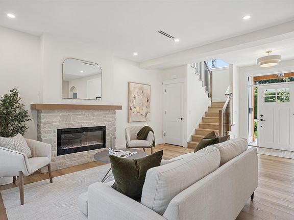 2nd image of 1308 Malvern Pl