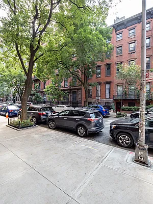 Rented by City Connections Realty | media 19