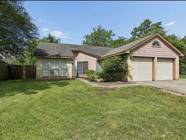 22131 Bridgebrook Dr — Photo 1
