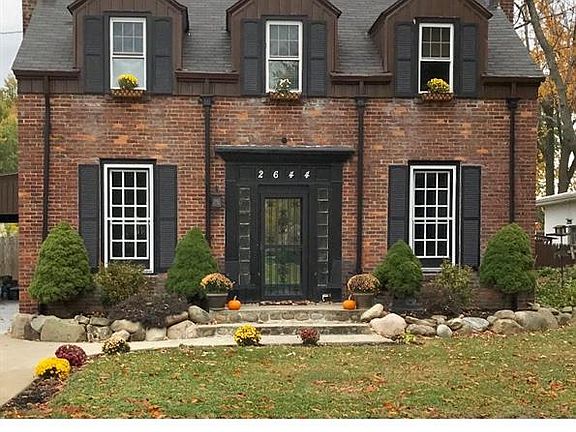 2nd image of 2644 Oakwood Ave