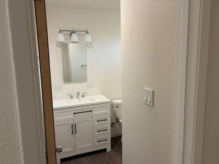 1813 Piedmont Way — Photo 12