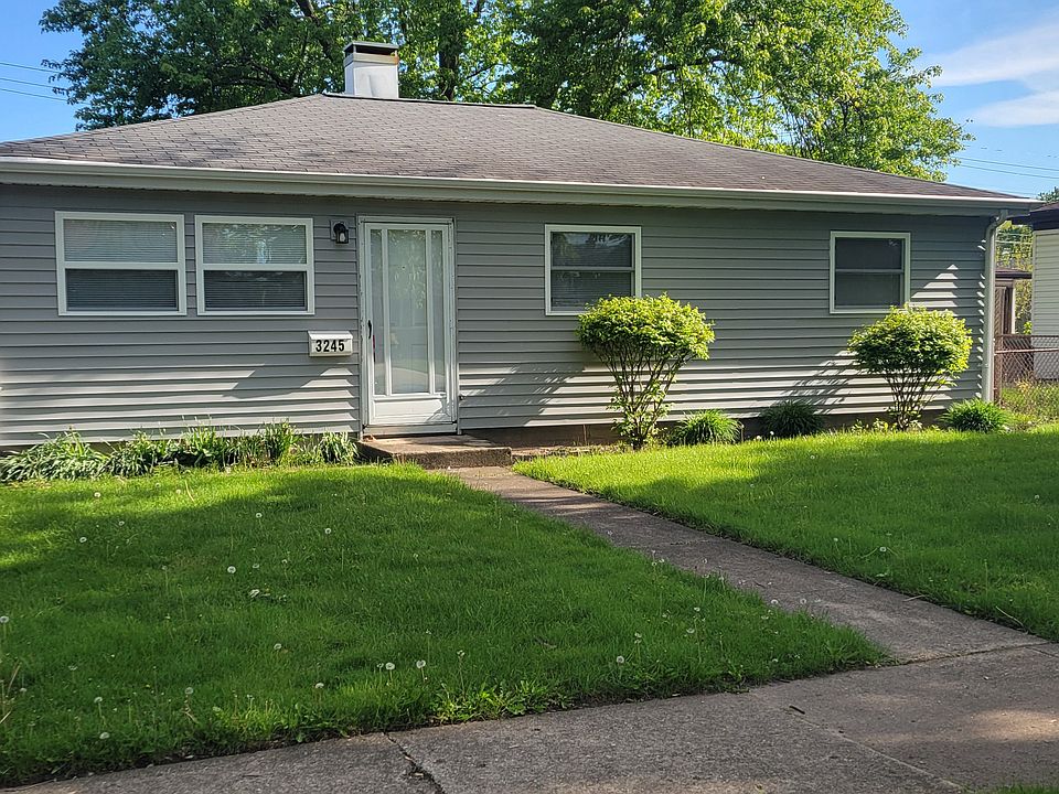 1st image of 3245 Grand Blvd