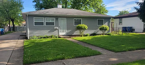 3245 Grand Blvd Photo 1