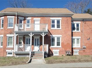 8 Palmer Ave, Poughkeepsie, NY 12601