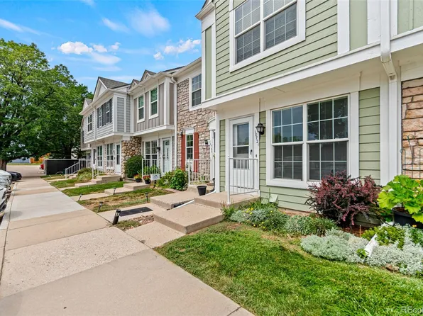 10721 W Dartmouth Avenue, Lakewood, CO 80227