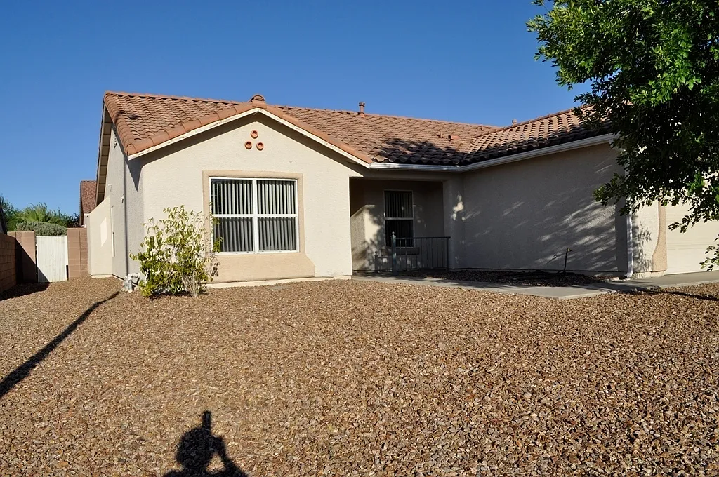 Single Story Three Bedroom Home in the Heart of Henderson — Photo 3