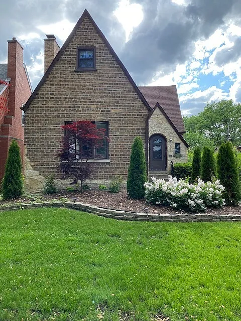9606 S Bell Ave photo 1