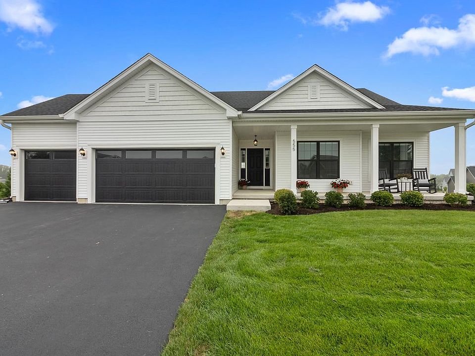 1st image of 555 N Boulder Ridge DRIVE