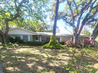 58 Arnoni Dr, Dunedin, FL 34698