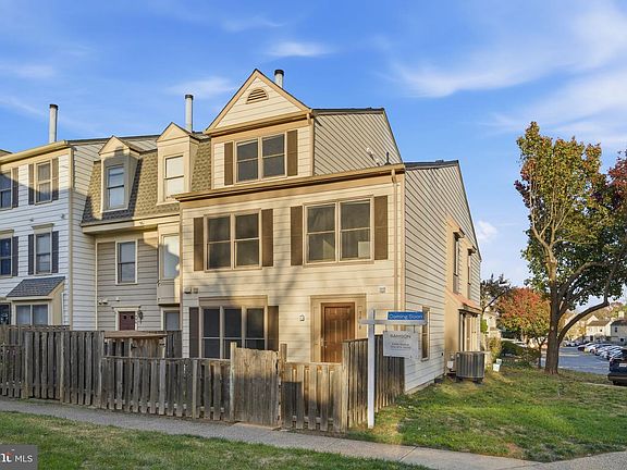 2nd image of 7498 Tangier Way