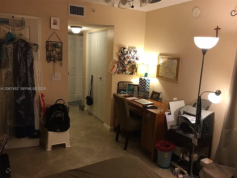 2600 S University Dr #221 — Photo 6