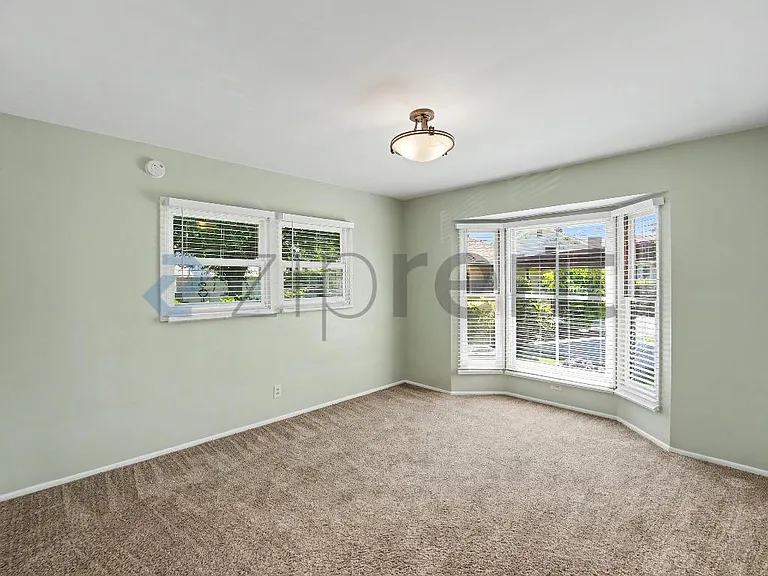 7357 Forest Ave — Photo 20