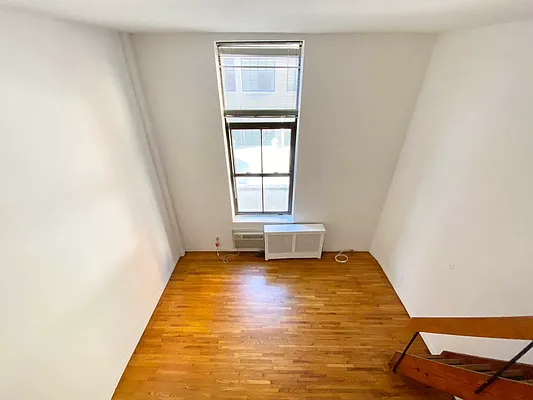 Rented by J PRESTON AND ASSOCIATES INC | media 13