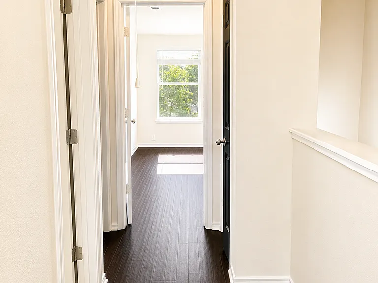 10633 Traymore Dr — Photo 10