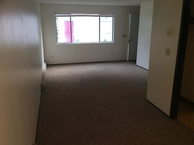 2 bed, 1.5 bath, 950 sqft, $1,450 — Photo 4