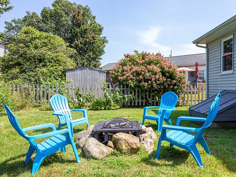63 Sand Hill Cove Rd — Photo 17