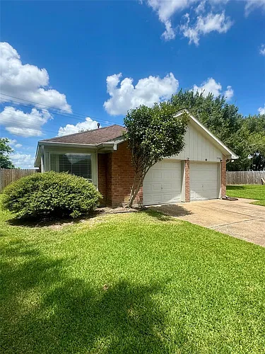 15702 Roxton Ridge Dr Photo 1