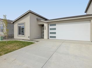 3312 S Nelson Pl, Kennewick, WA 99338