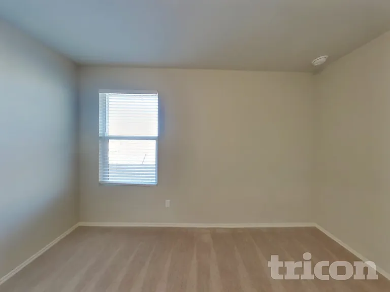 5221 Saddle Club Dr — Photo 10
