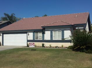 9722 Battersea Park Dr, Bakersfield, CA 93312