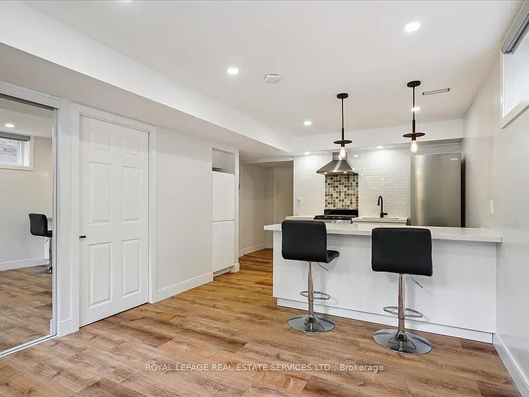 155 Hope St #LOWER — Photo 8