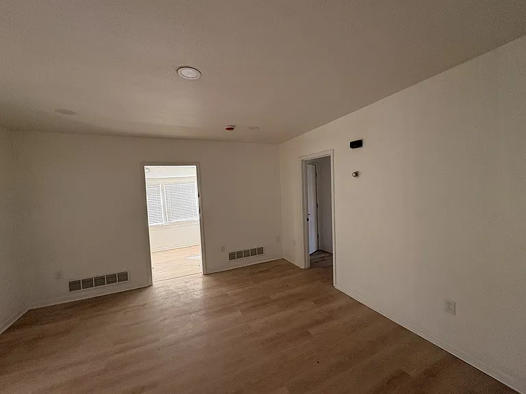 182 Novak St — Photo 11
