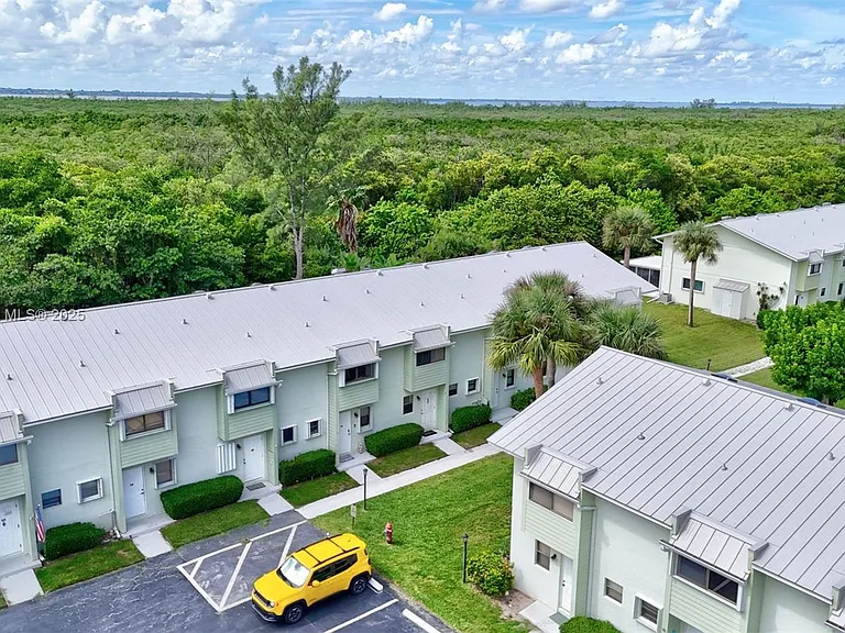 9421 S Ocean Dr #90 — Photo 35