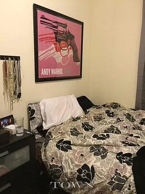 Rented by Town Residential | media 23