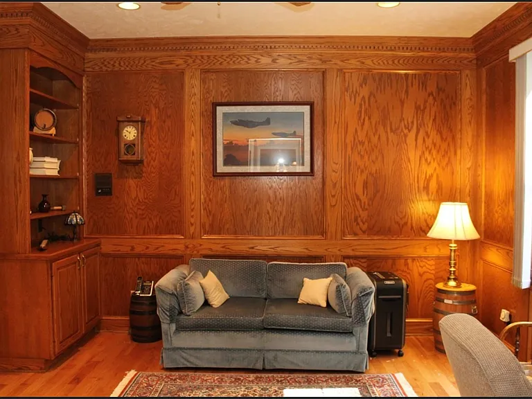 7217 Pine Tree Ct — Photo 12
