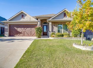 10208 Claire Creek Rd, Fort Worth, TX 76126
