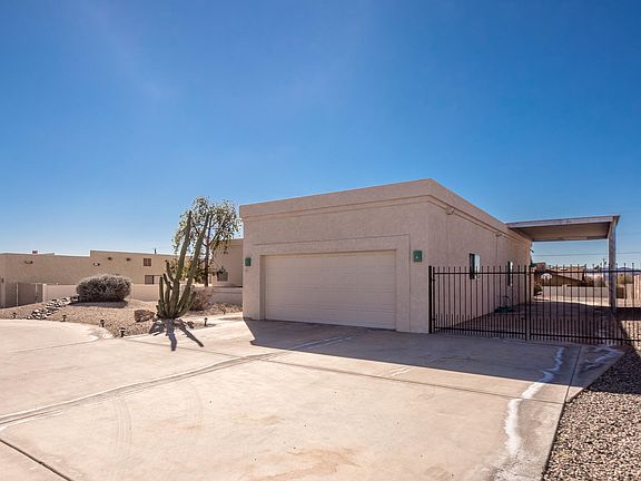 4th image of 921 Acoma Blvd S