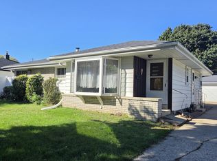 2240 W Leroy AVENUE, Milwaukee, WI 53221