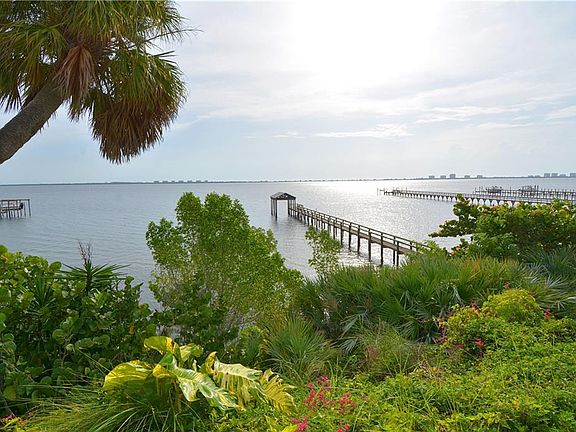 3rd image of 10209 S Indian River Dr