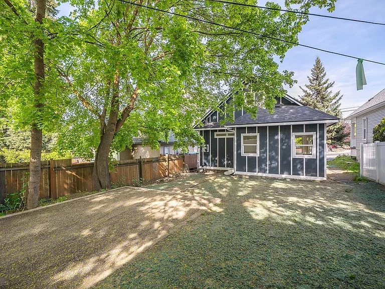 922 S Sherman St — Photo 28